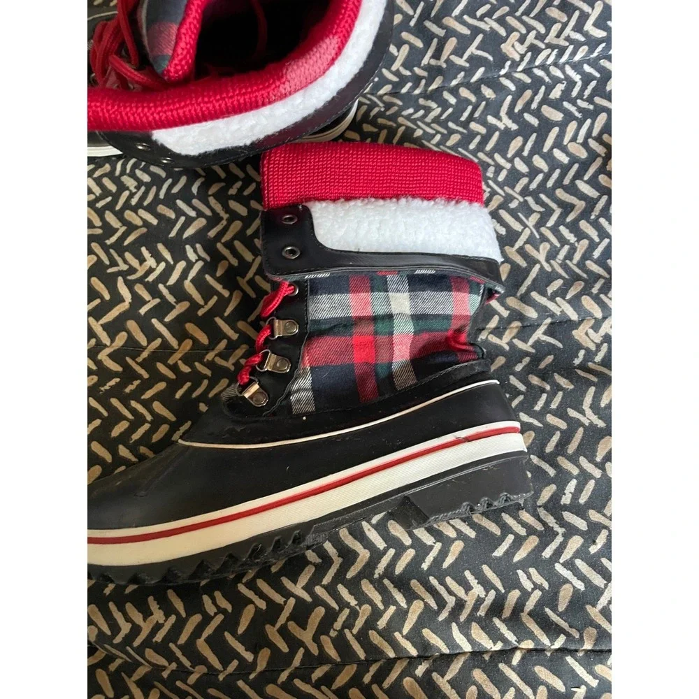 Womens Duck Boots‎ 6.5 Black Red Plaid Winter Rain Snow Waterproof